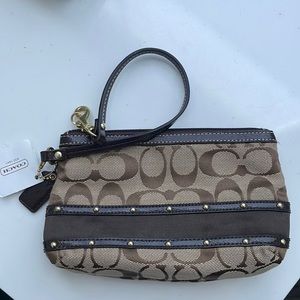 COACH Wristlet. Brand new, Never used